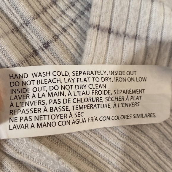 DEX - Long Sleeve Fly Away Cardigan.  Size S - Picture 5 of 8